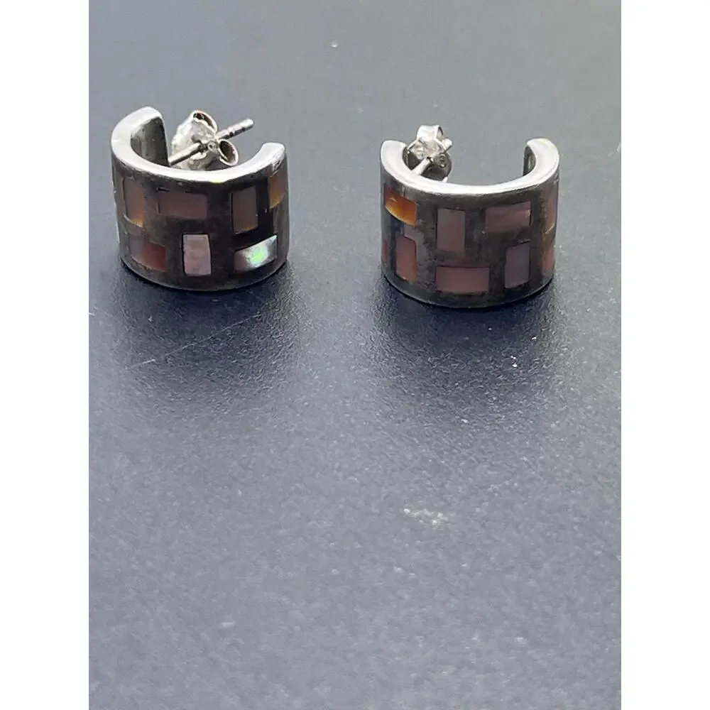 Vintage Sterling Silver 925‎ Inlaid Mother of Pearl Half Hoop Huggie Earrings